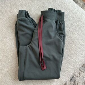 Figs high-waisted Zamora joggers scrub pants and Catarina one pocket scrub top